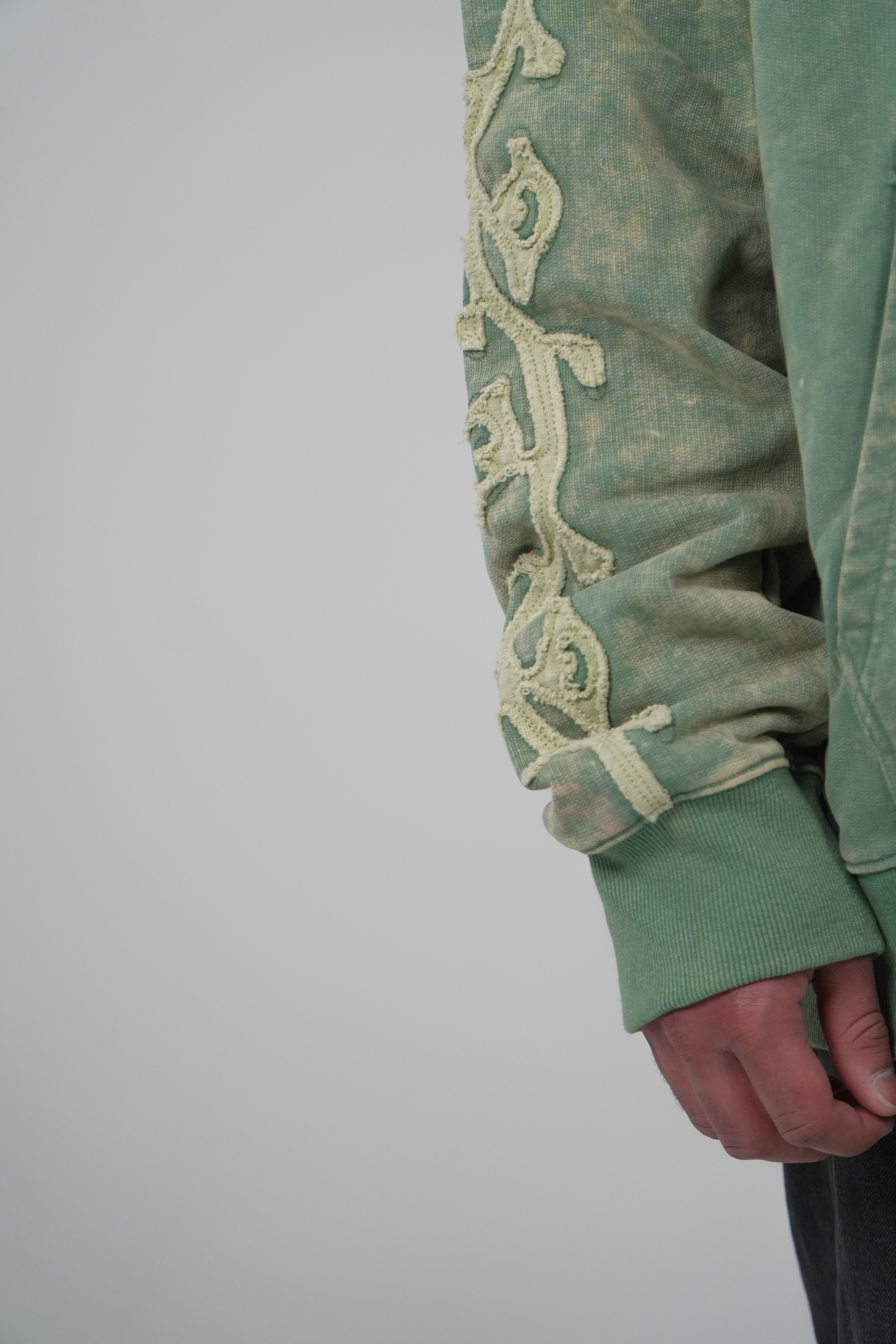 4-Leaf Hoodie [PRE-ORDER]